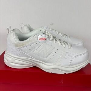 New Balance WX409PR2, White Crosstrainer Shoes, Women's Size 7.5 Wide All White